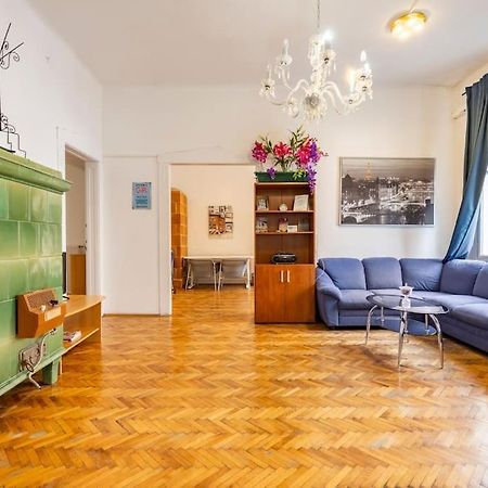 The Gem Apartment Budapest Exteriör bild